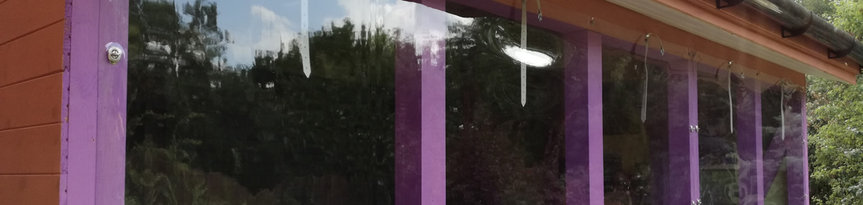 Мягкие окна для веранд и беседок: плюсы и минусы